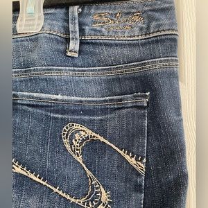 3 for $20 🌺 Silver Santorini Capris Denim Jeans Size 32 waist